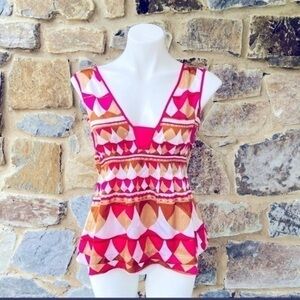 Diane Von Furstenberg - Pink & Tan Abstract Pattern V-Neck Tank size 4